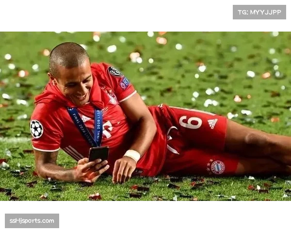 更衣室镜头记录：弗里克中场演讲如何激发逆转